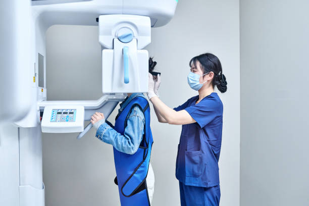 Best Emergency Tooth Extraction in Park View, IA